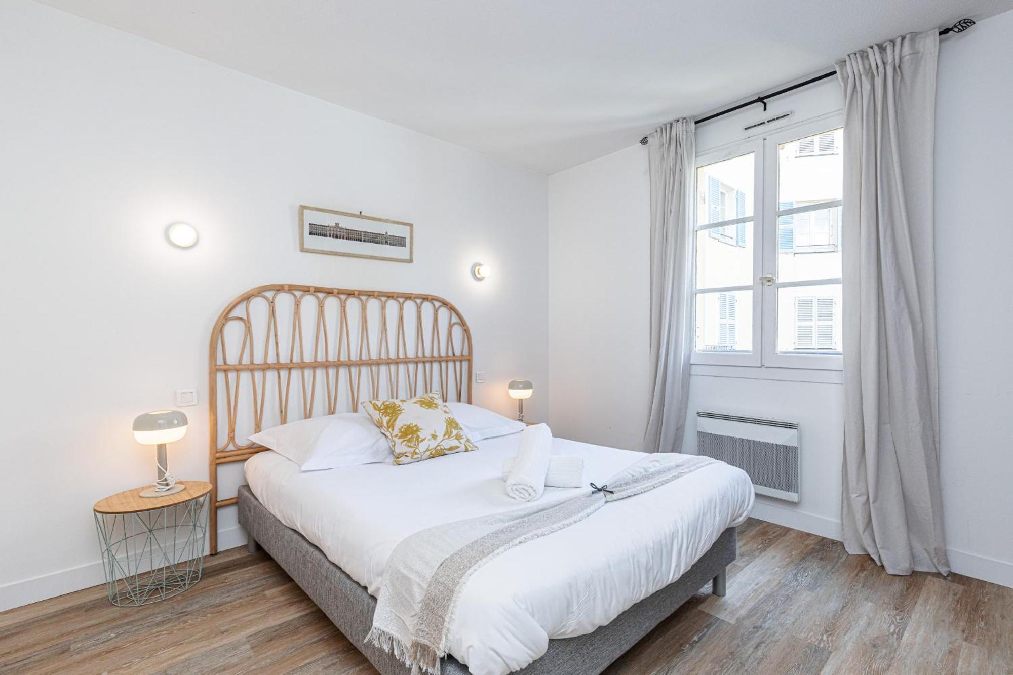 2 Bdrs & Parking In The Old Town ! Apartment Nice Exterior photo