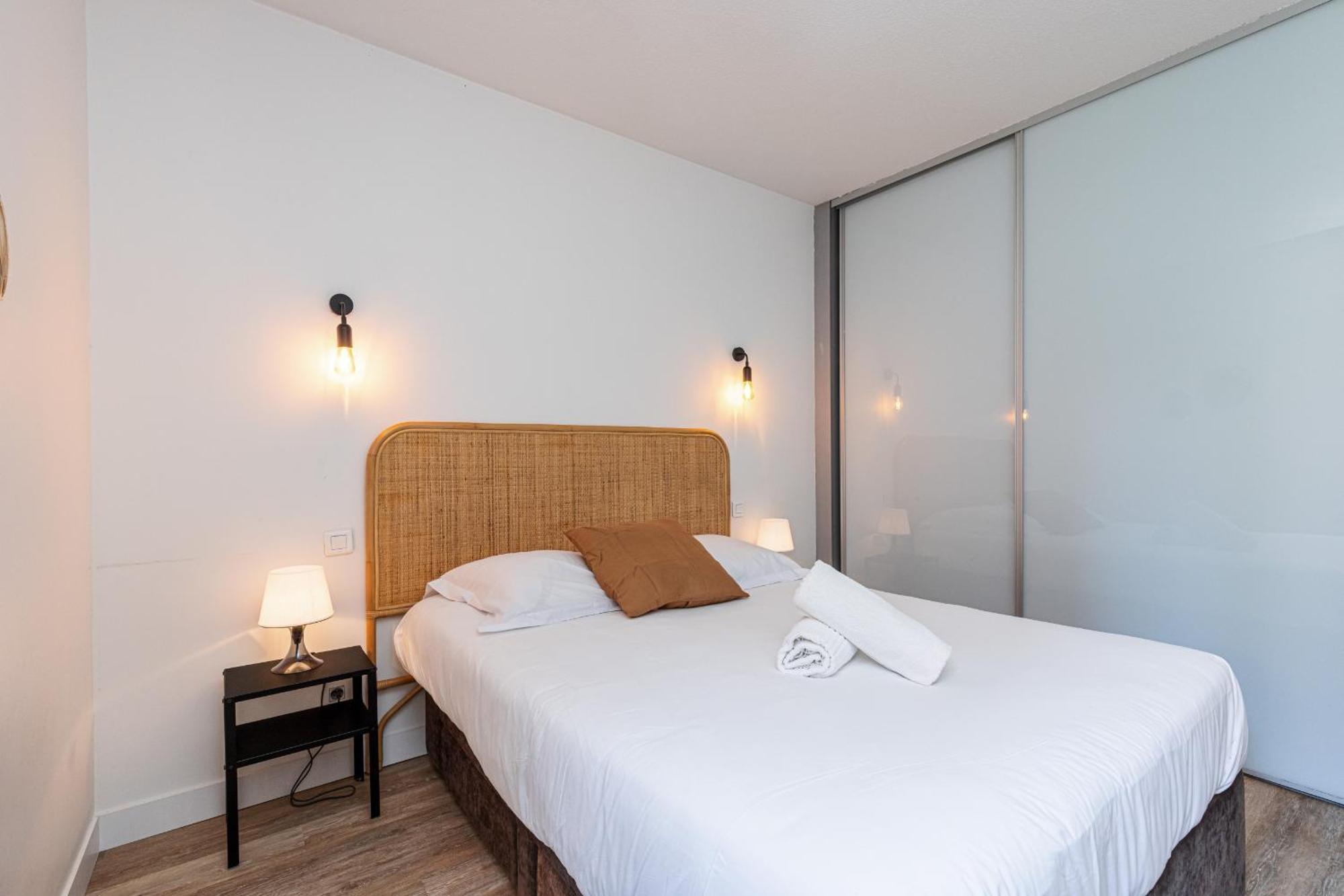 2 Bdrs & Parking In The Old Town ! Apartment Nice Exterior photo